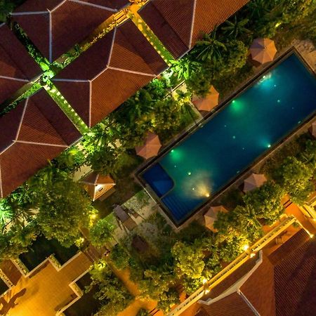 Amour D'Angkor Siem Reap Luaran gambar