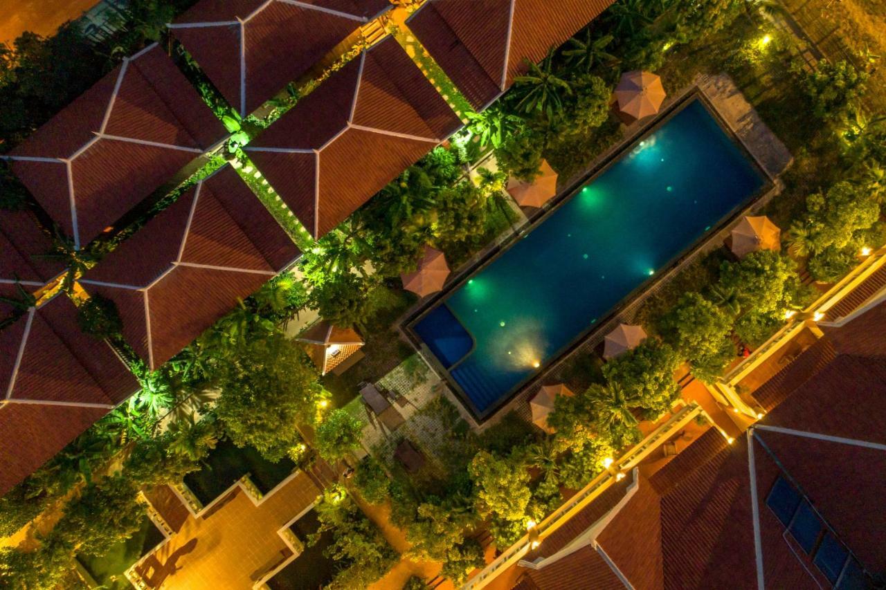 Amour D'Angkor Siem Reap Luaran gambar