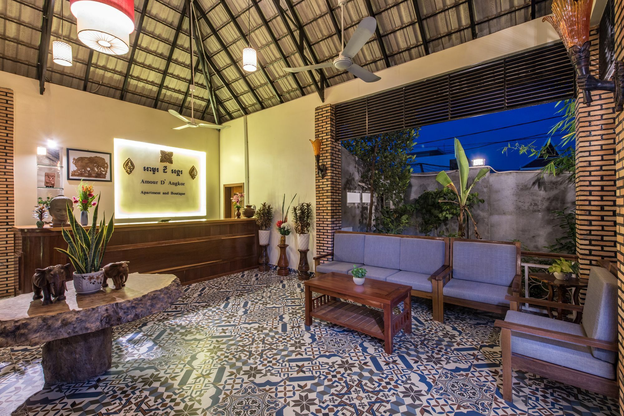Amour D'Angkor Siem Reap Luaran gambar