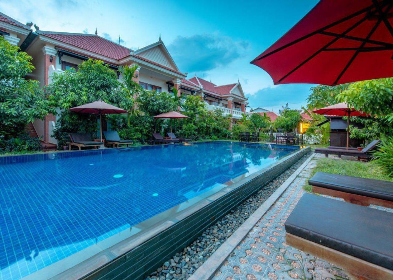 Amour D'Angkor Siem Reap Luaran gambar